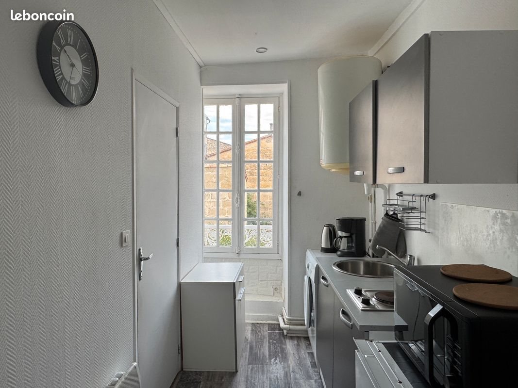 Appartement à louer, 24m², Niort