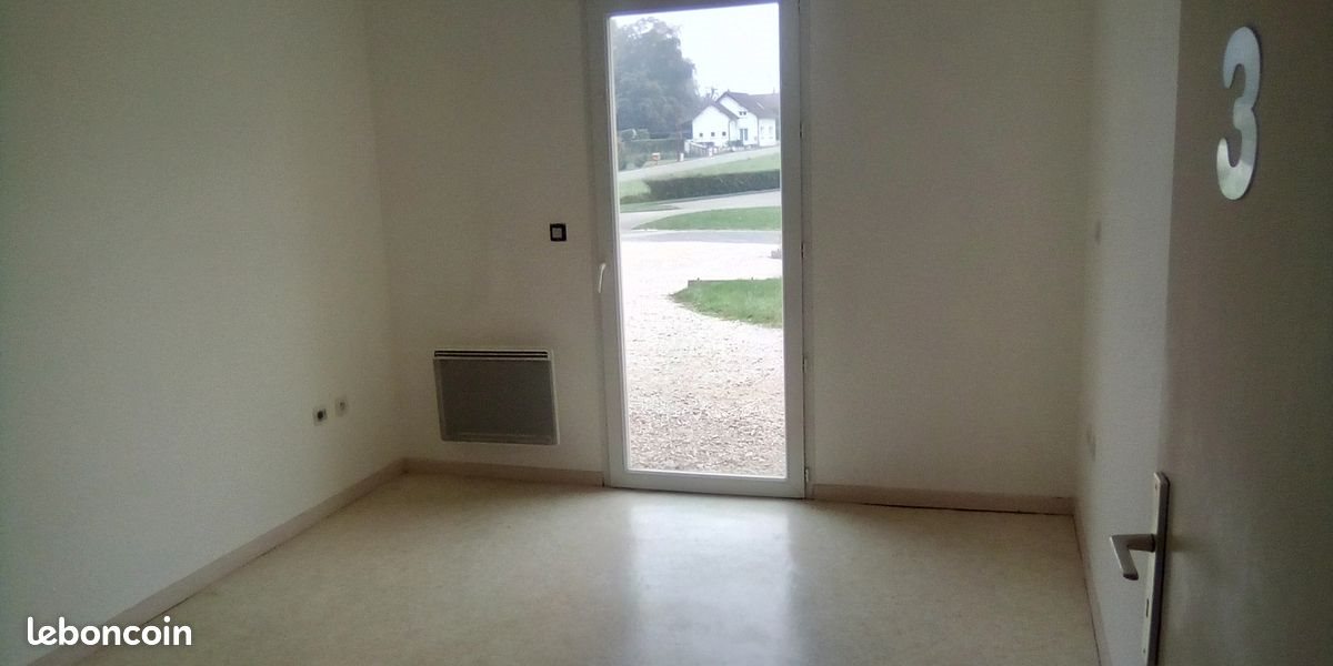Appartement à louer, 90m², Montpont-en-Bresse