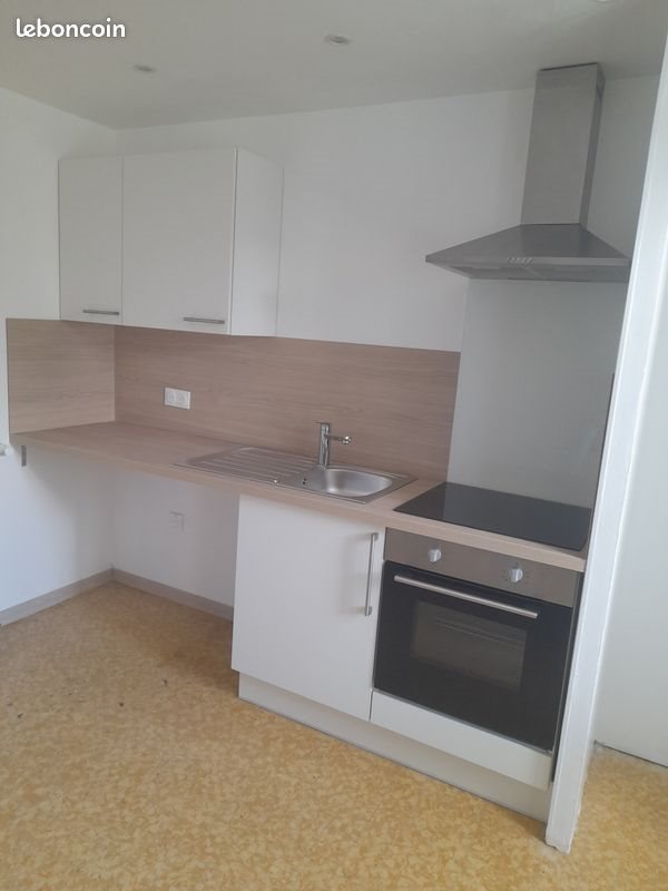 Maison à louer, 50m², Ardelu