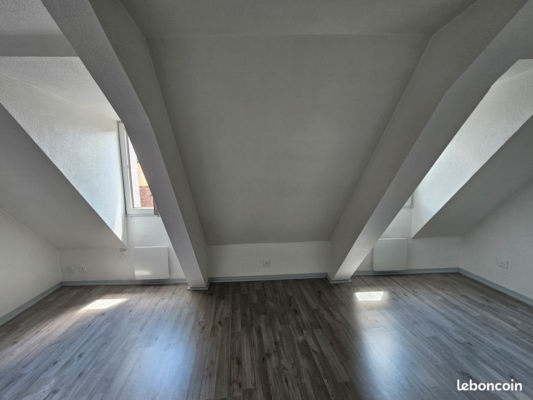Appartement à louer, 13m², Gourdon