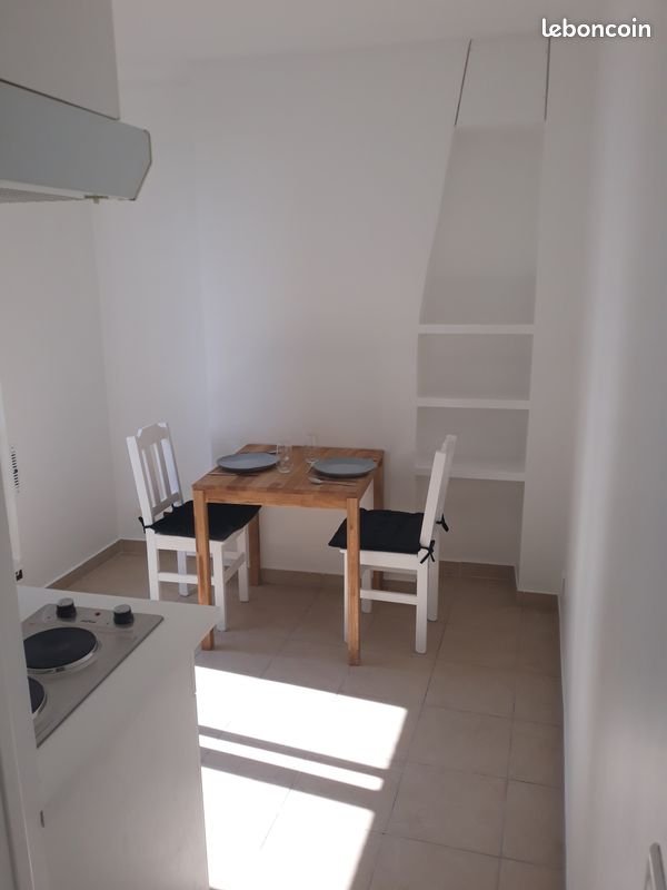 Appartement à louer, 22m², Paris 18ème