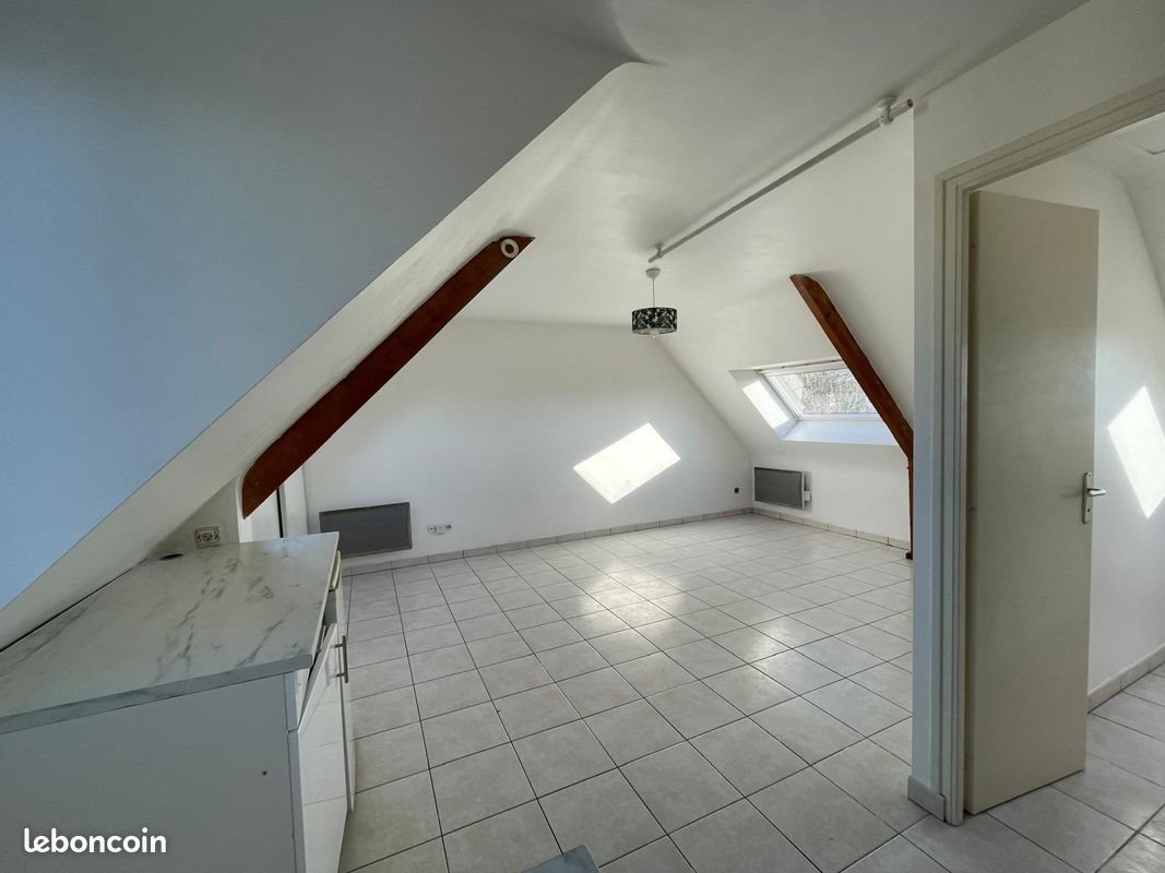 Appartement à louer, 26m², Theix