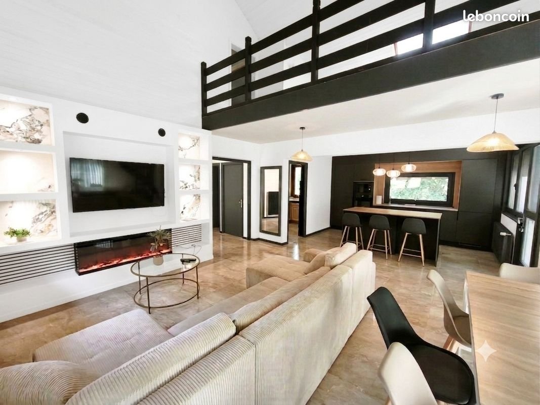 Maison à vendre, 300m², Vétraz-Monthoux