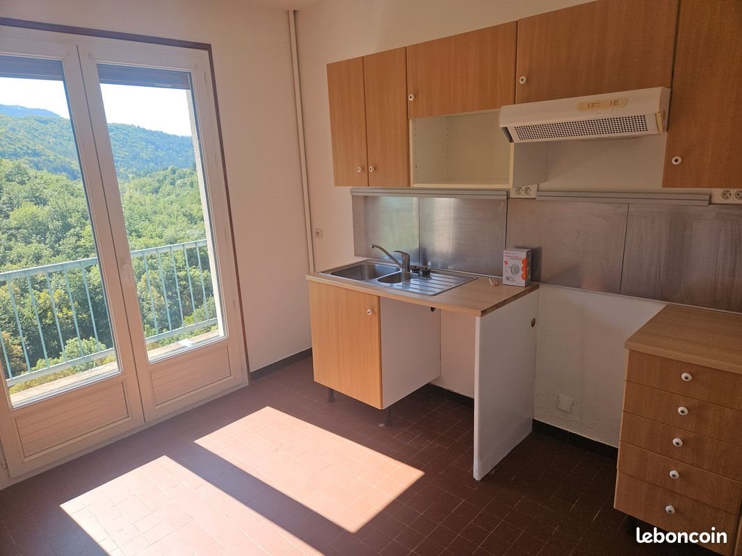 Appartement à louer, 120m², Badaroux