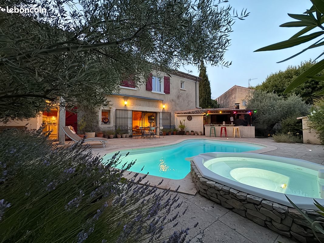 Maison à vendre, 120m², Saint-Martin-de-la-Brasque