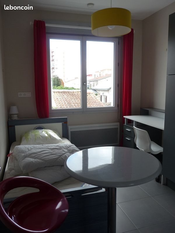 Appartement à louer, 17m², La Roche-sur-Yon