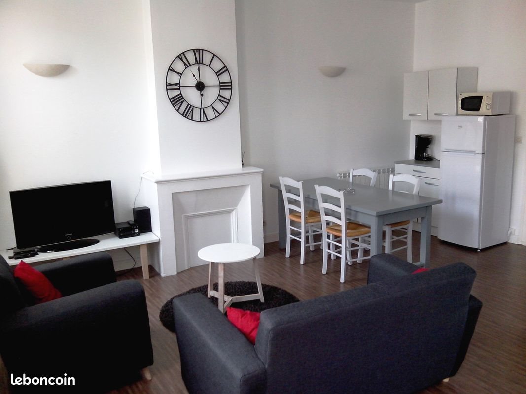 Maison à louer, 59m², Rochefort