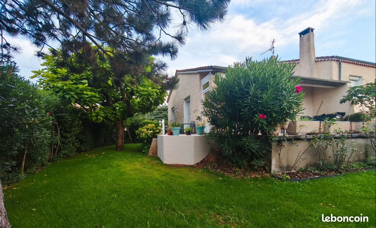 Maison à vendre, 118m², Montélier