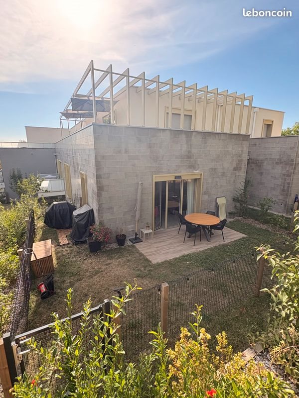 Appartement à vendre, 72m², Décines-Charpieu