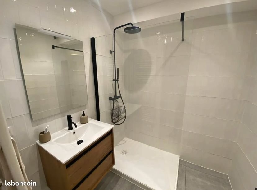 Appartement à louer, 71m², Divonne-les-Bains