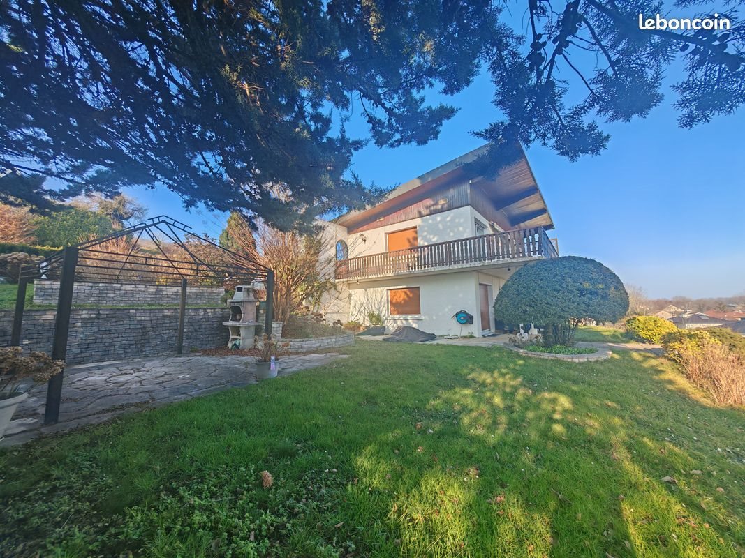 Maison à vendre, 148m², Grilly