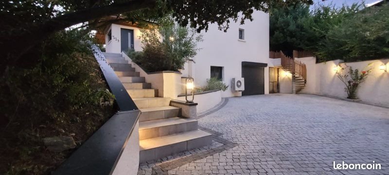 Maison à vendre, 250m², Neyron