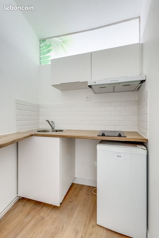 Appartement à louer, 25m², Suresnes