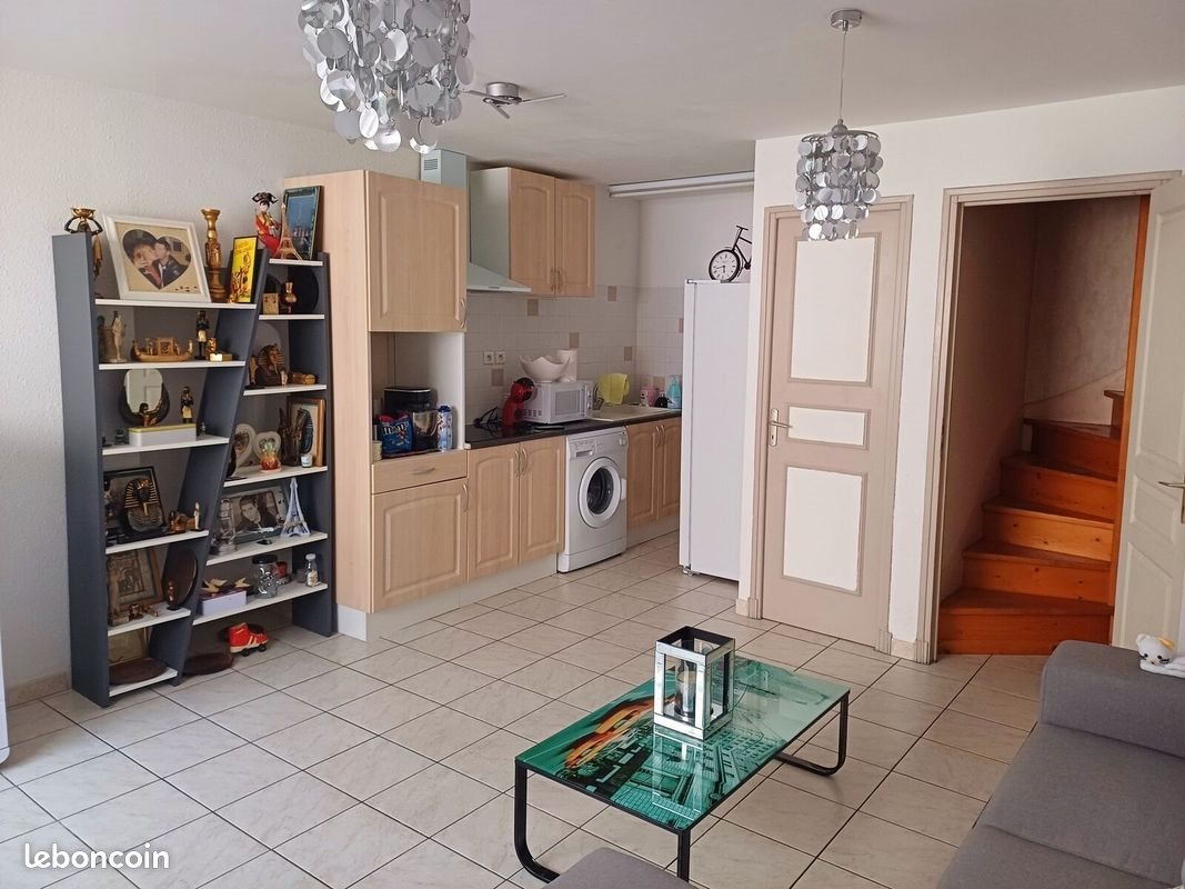 Maison à louer, 73m², Bram