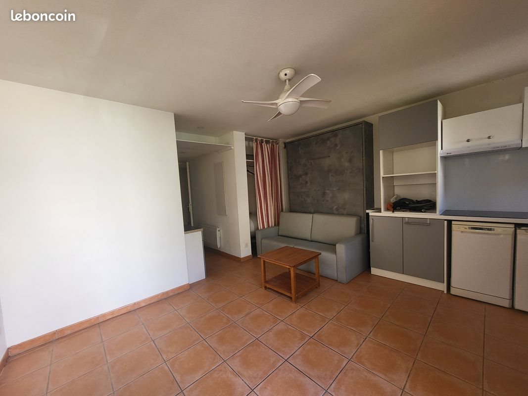 Appartement à louer, 24m², Saint-Cyr-sur-Mer