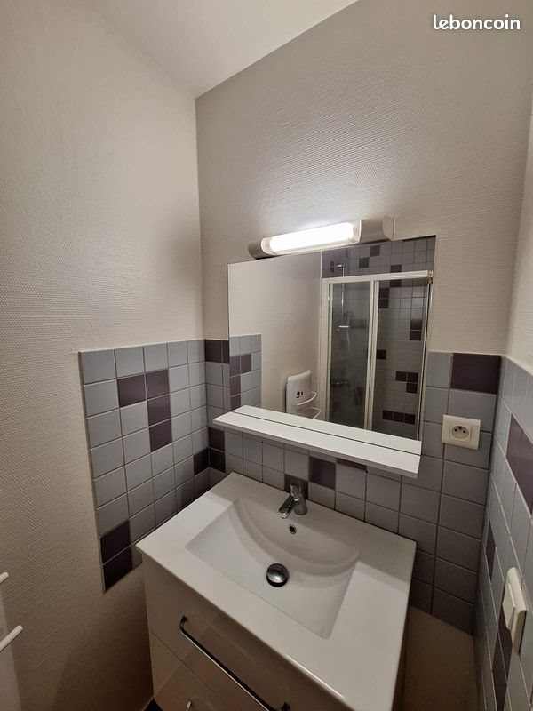 Appartement à louer, 19m², Aurillac