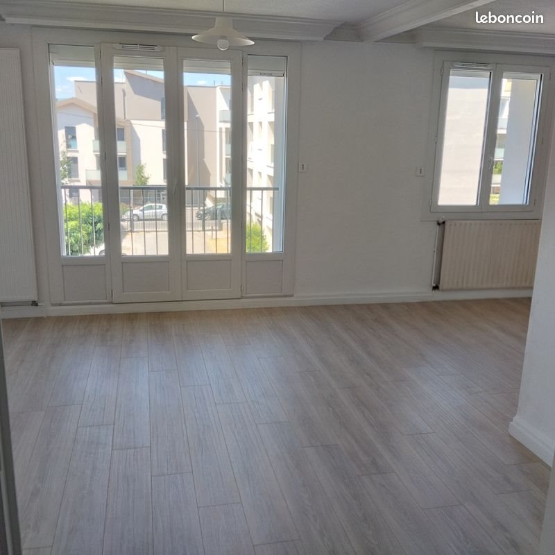Appartement à louer, 65m², Valence