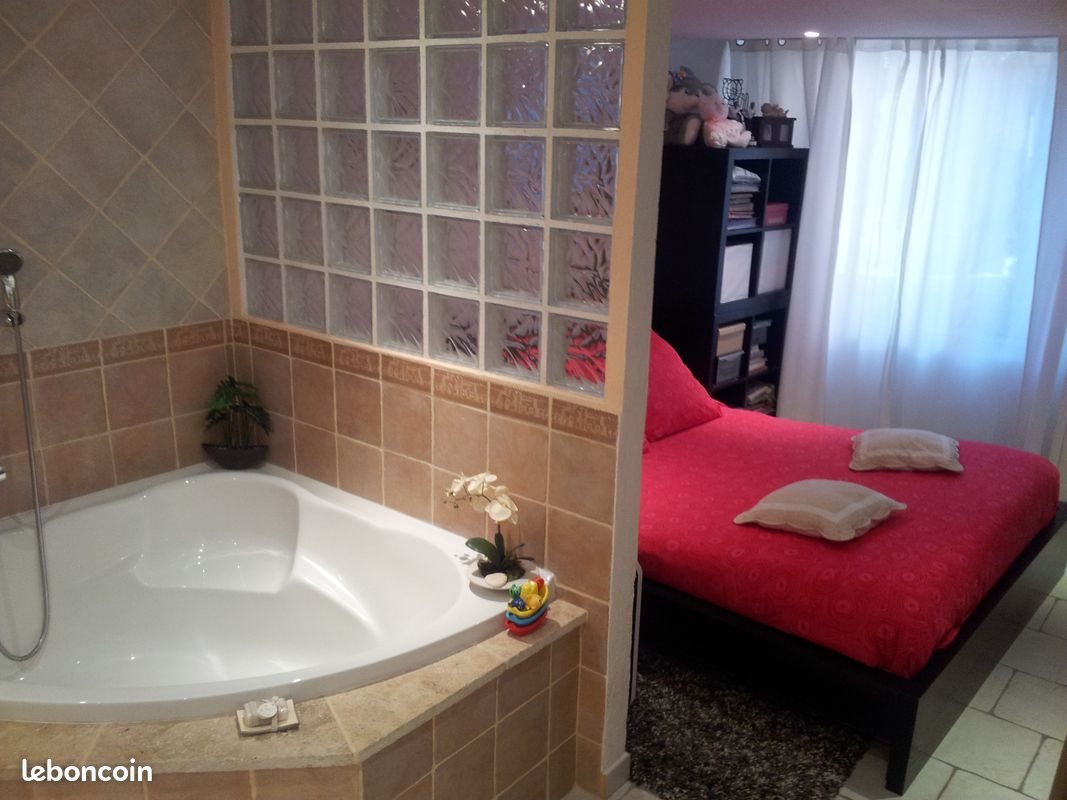 Appartement à louer, 58m², Cabris