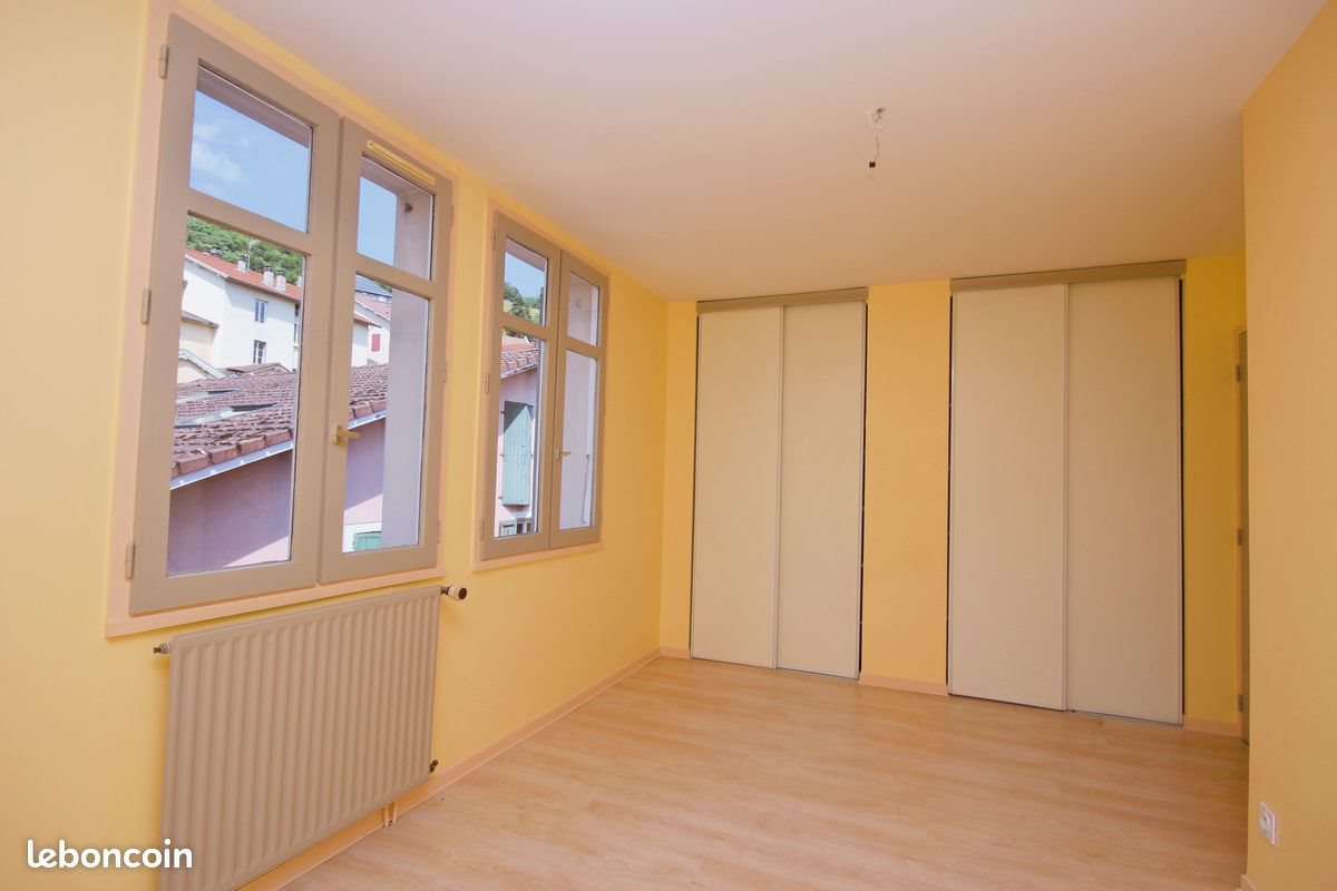 Appartement à louer, 80m², Voiron