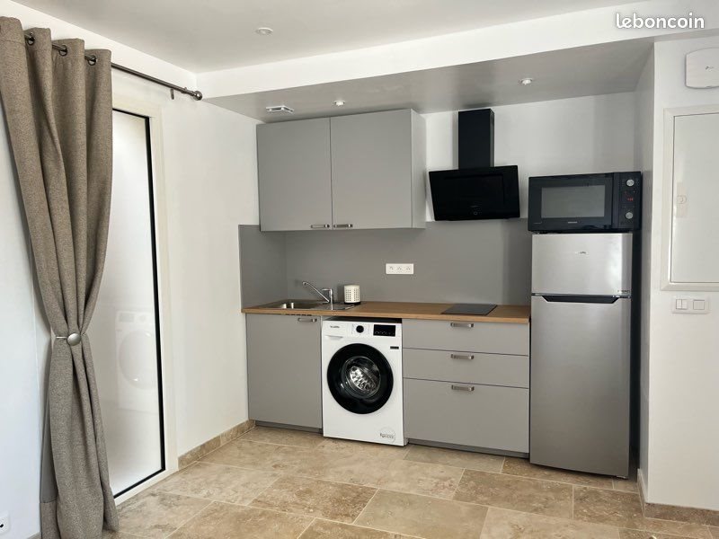 Appartement à louer, 28m², Hyères