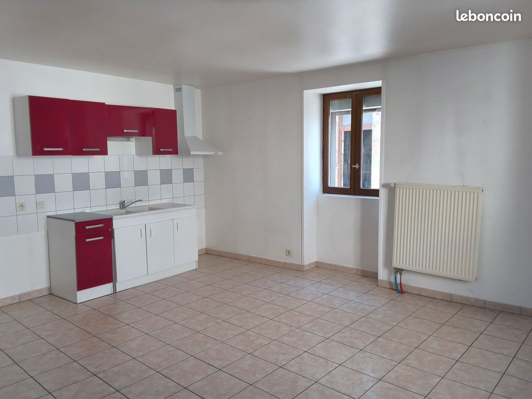 Appartement à louer, 75m², Marnay