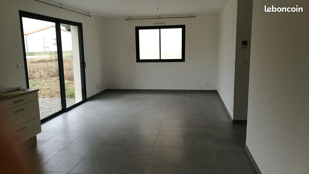 Maison à louer, 85m², Trémentines