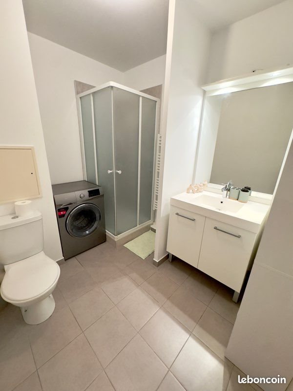 Appartement à louer, 23m², Bron