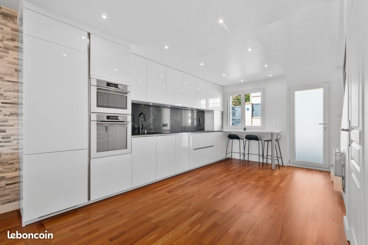 Maison à louer, 254m², Chatou