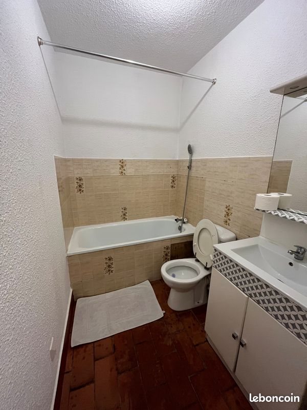 Appartement à louer, 27m², Cogolin