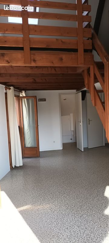 Appartement à louer, 45m², Porte-de-Savoie