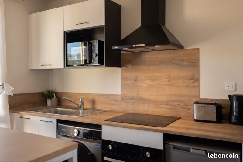 Appartement à louer, 28m², Saint-Rémy-de-Provence