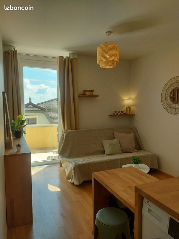 Appartement à louer, 20m², Gex