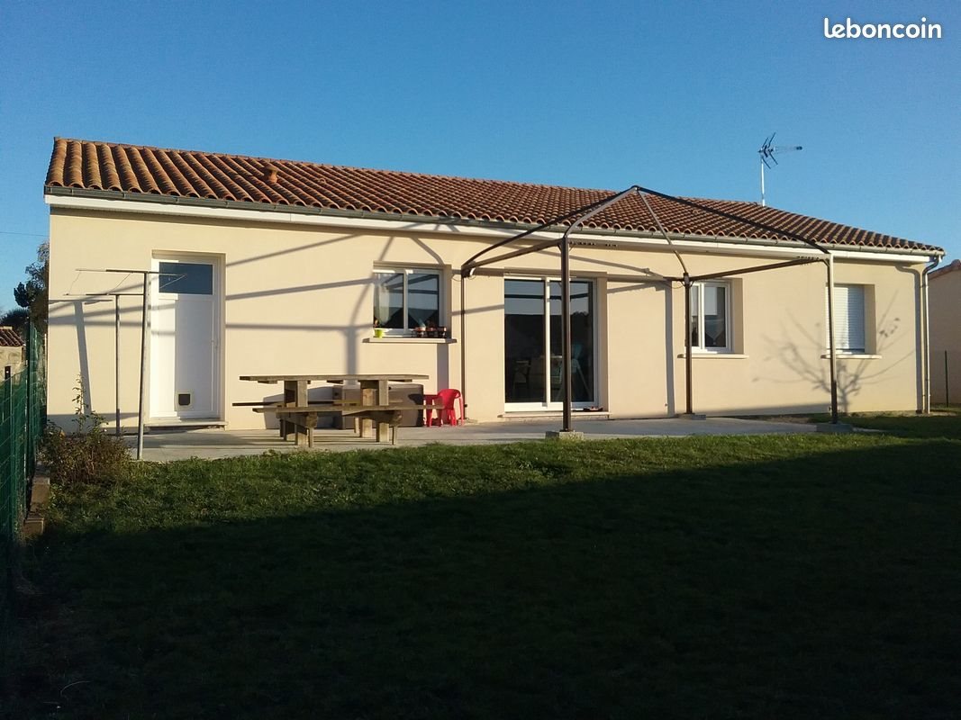 Maison à louer, 105m², Lavoux