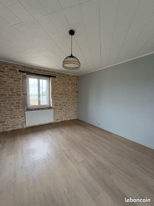 Appartement à louer, 80m², Ouroux-sur-Saône