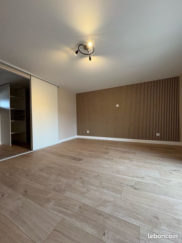 Appartement à louer, 80m², Ouroux-sur-Saône
