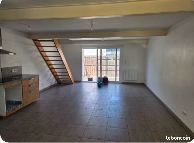 Maison à louer, 82m², Léognan