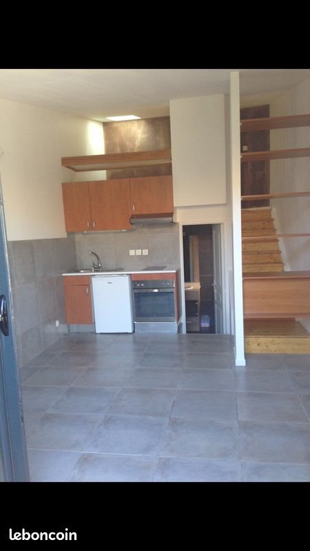 Appartement à louer, 25m², Arles