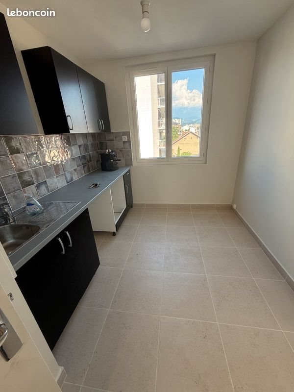 Appartement à vendre, 69m², Grenoble