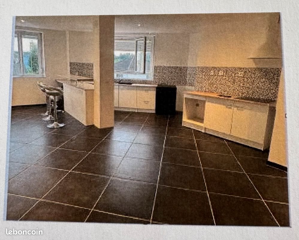 Appartement à louer, 130m², Charleville-Mézières