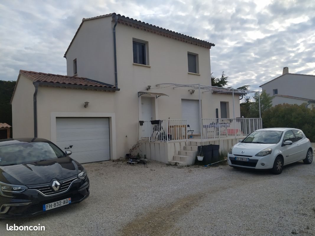 Maison à louer, 82m², Barbentane
