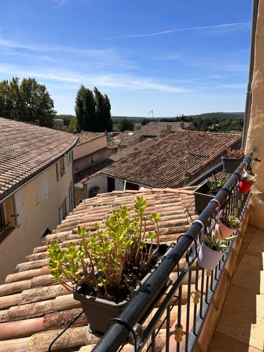 Advert pic 0