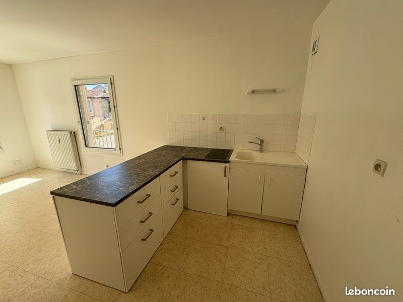 Appartement à louer, 32m², Feurs