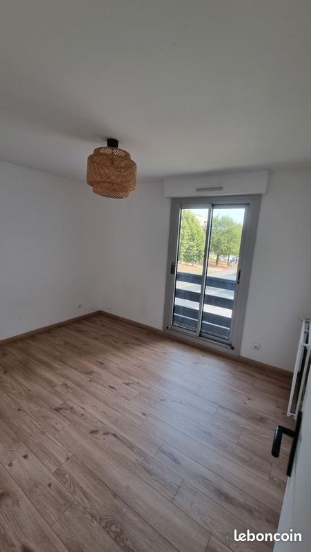 Appartement à louer, 82m², Miribel