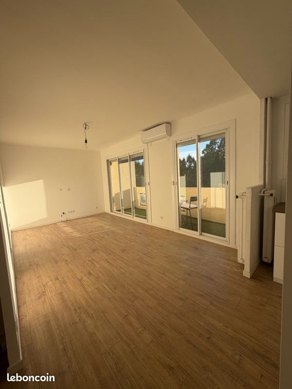 Appartement à louer, 54m², Toulon