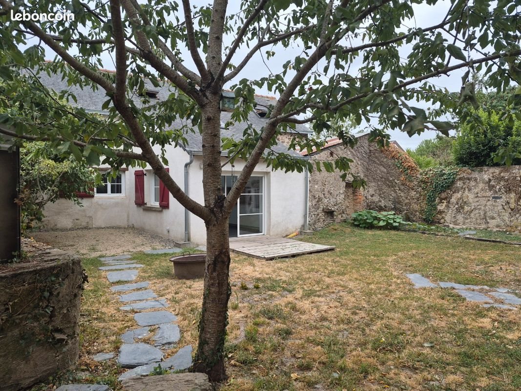 Maison à louer, 90m², Mozé-sur-Louet