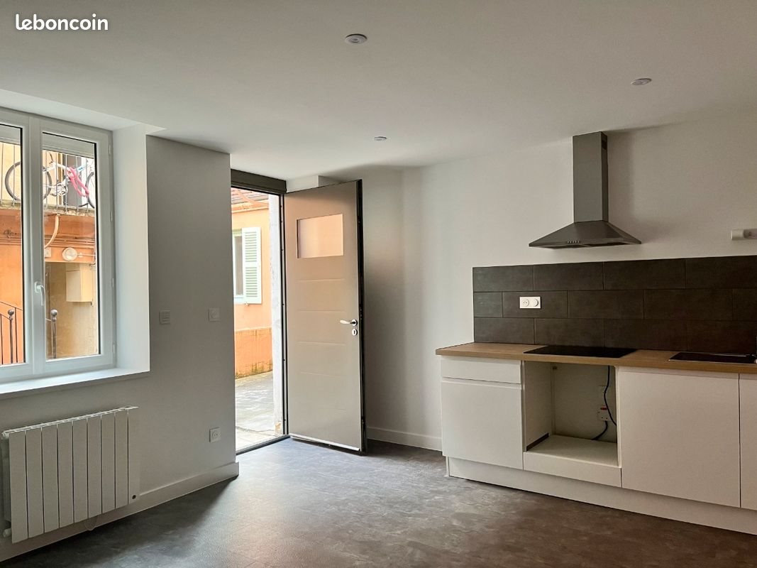 Appartement à louer, 34m², Roanne