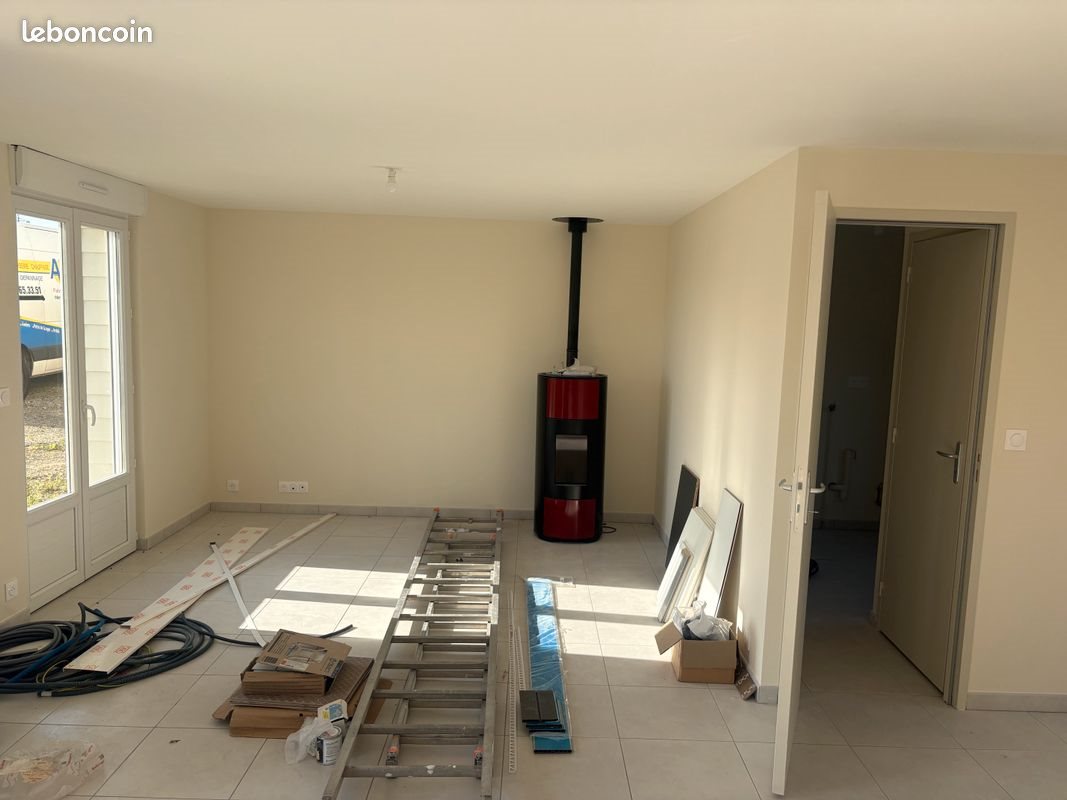 Maison à louer, 85m², Messei