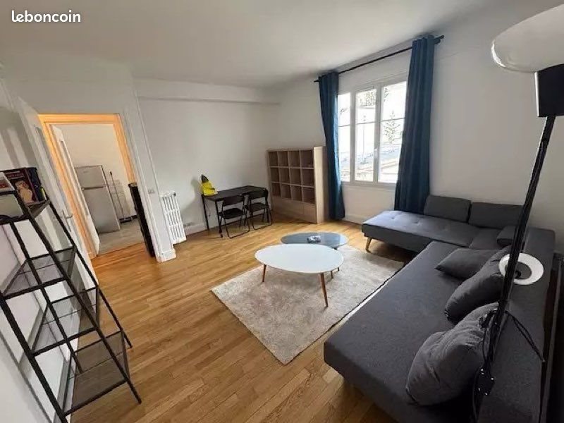 Appartement à louer, 48m², Courbevoie