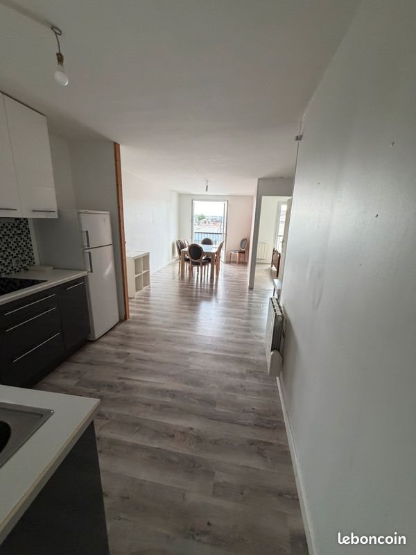 Appartement à louer, 45m², Saint-Maixent-l'École
