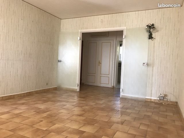 Appartement à vendre, 74m², Arles